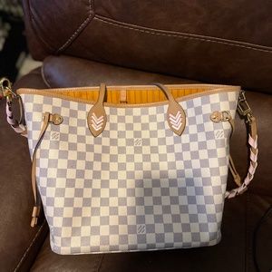 Louis Vuitton Neverfull mm